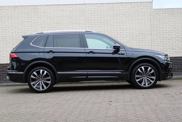 Volkswagen TIGUAN Allspace 1.5 TSI R-Line 7p. | Panoramadak | Trekhaak | Navigatie | Adaptieve cruise