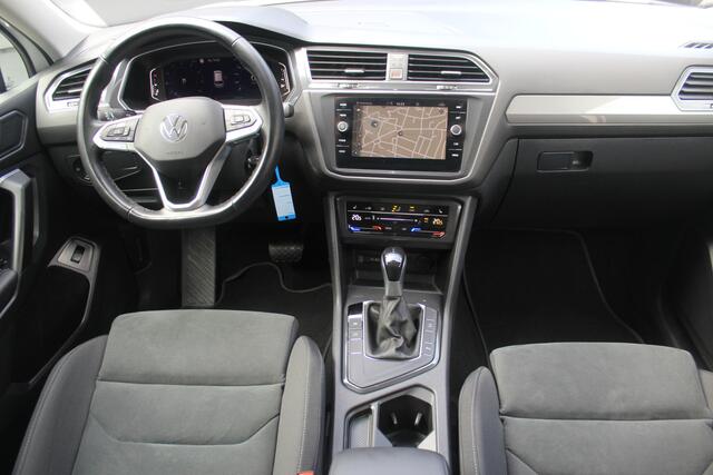 Volkswagen TIGUAN Allspace 1.5 TSI Life Business - 7 PERSOONS - PANODAK - TREKHAAK - VIRT. COCKPIT -