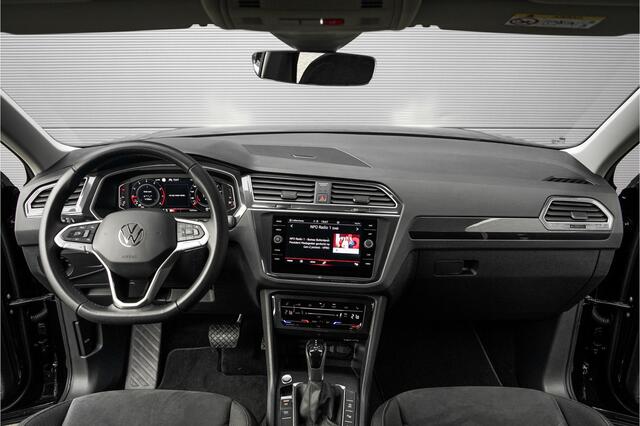 Volkswagen TIGUAN 1.5 TSI Life Elegance ACC Winter Pack Suzuka 19" Trekhaak