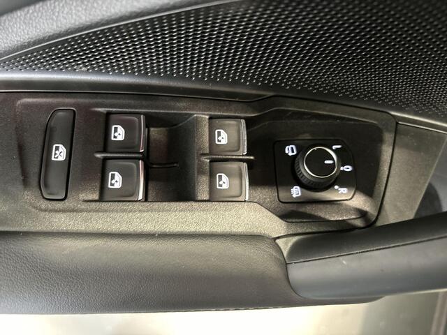 Volkswagen TIGUAN 1.5 204pk DSG eHybrid R-Line Edition · 360 Camera · Apple/Android Car Play · Panoramadak · Keyless · Elek. Trekhaak · Massage · Matrix LED · 20'' Inch · Garantie t/m 29-06-2029 of 100.000km