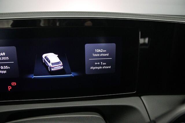 Volkswagen TIGUAN 1.5 eHybrid R-Line Edition 272pk DSG Automaat, Panoramadak, Trekhaak, Black style, Stoelverwarming, Elektrische achterklep, Dodehoeksensor, Led matrix verlichting