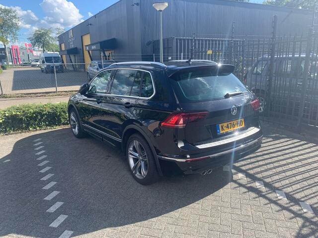 Volkswagen TIGUAN 1.5 TSI ACT Highline Business R-Line