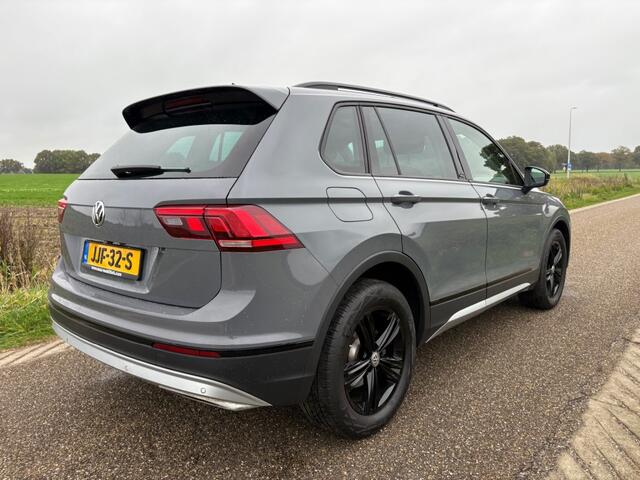 Volkswagen TIGUAN 2.0 TSI 4M. HIGHLINE / AUTOMAAT / PANO / BOMVOLL