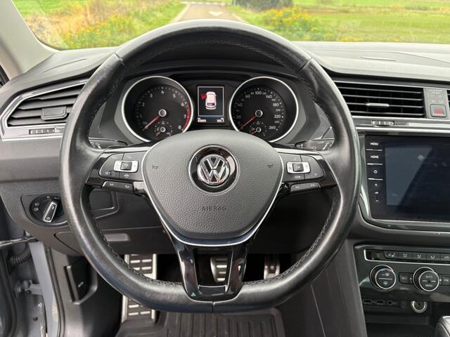Volkswagen TIGUAN 2.0 TSI 4M. HIGHLINE / AUTOMAAT / PANO / BOMVOLL