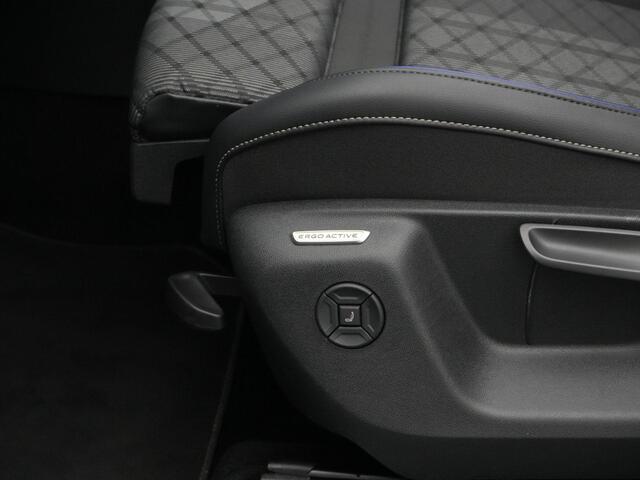 Volkswagen TIGUAN 1.5 eHybrid 272 pk R-Line Edition | Panoramadak | Stoel-/stuurverwarming | Standkachel | Park Assist | Side Assist | ErgoActive bestuurdersstoel | 20 inch