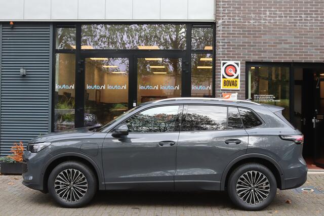 Volkswagen TIGUAN 1.5 eHybrid 204pk Edition IQ.Light/Keyless/Camera/ACC/DCC/Elek. klep/Dodehoek/trekhaak wegkl.
