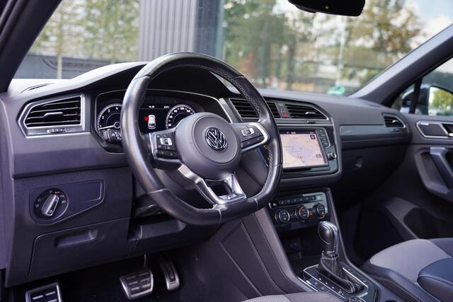 Volkswagen TIGUAN 2.0 TSI 4Motion Highline 3 x R Line Panoramadak