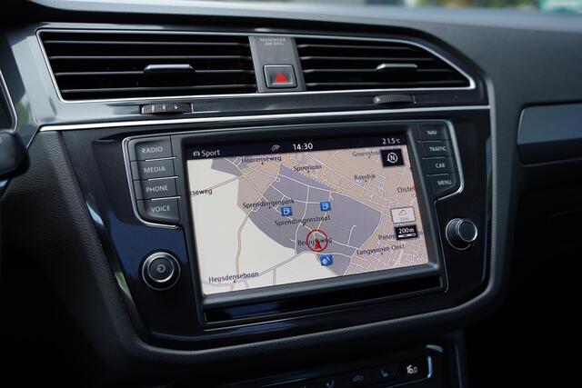 Volkswagen TIGUAN 2.0 TSI 4Motion Highline 3 x R Line Panoramadak
