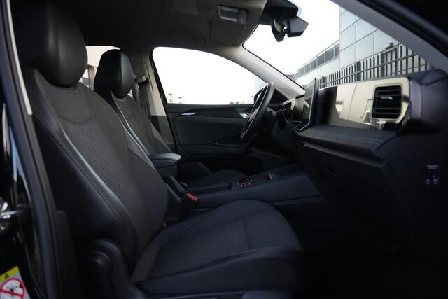 Volkswagen TIGUAN 1.5 eTSI Life Edition 150pk Navigatie/Stoelverwarming/Camera