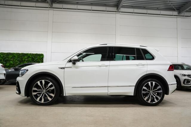 Volkswagen TIGUAN 1.5 TSI 3x R-Line * Virtual - Camera - ACC - Blind Spot - 20" - Head Up *