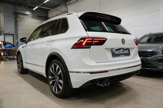 Volkswagen TIGUAN 1.5 TSI 3x R-Line * Virtual - Camera - ACC - Blind Spot - 20" - Head Up *