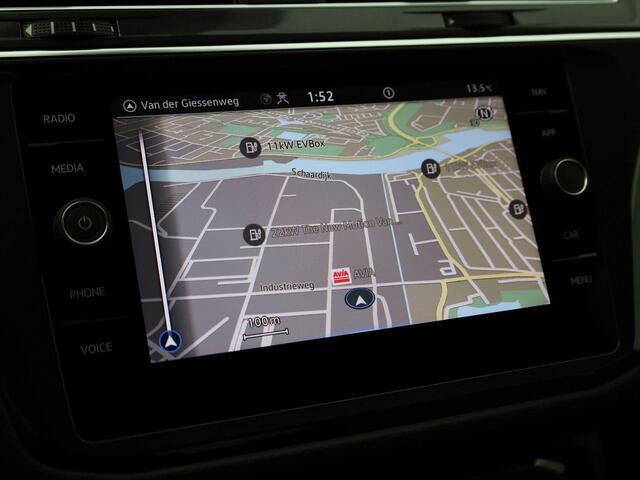 Volkswagen TIGUAN 1.4 TSI eHybrid 245pk DSG Life · Camera · Stoel -& Stuurverwarming · Navigatie · Draadloze Telefoonoplader · 17"Velgen · Spraakbediening · DAB · ACC ·