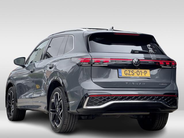 Volkswagen TIGUAN 1.5 eHybrid 272PK AUT6 R-LINE EDITION NWSTE-MODEL!! PANODAK LEDER NAVI CAMERA PARK-ASSIST LED LMV PDC