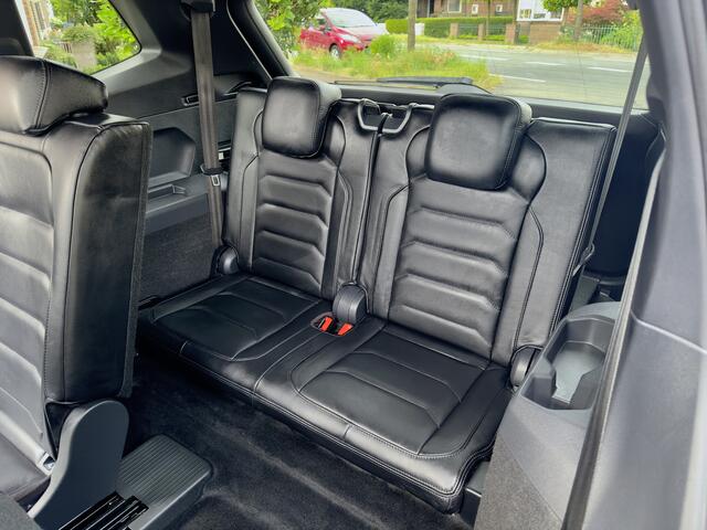 Volkswagen TIGUAN Allspace 1.5 TSI AUT7 3X R-LINE 7PERS PANODAK VOL-LEDER NAVI CAMERA VIRTUAL-DASH APPLE-CARPLAY LED LMV PDC