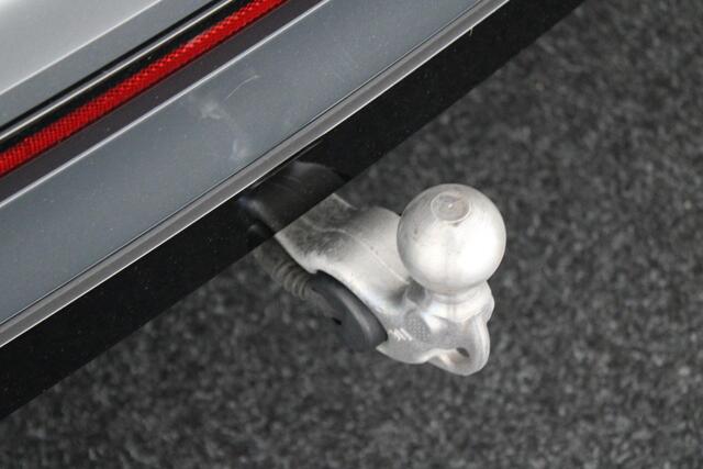 Volkswagen TIGUAN 1.4 TSI 245pk eHybrid R-Line Business+ Black Style Trekhaak 360Camera Leder Memory Keyless Virtual Cockpit Navigatie