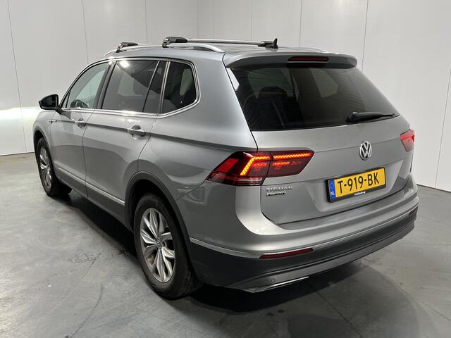 Volkswagen TIGUAN Allspace 1.5 TSI Highline 7p. / AUTOMAAT/ 7-PERSOONS/ KEYLESS/ CLIMA/ COMFORTSTOELEN/ ELEKTR. ACHTERKLEP/ FULL-LED/ DIGITAL DASH/ DAB/ ADAPT. CRUISE/ PARK. SENSOREN