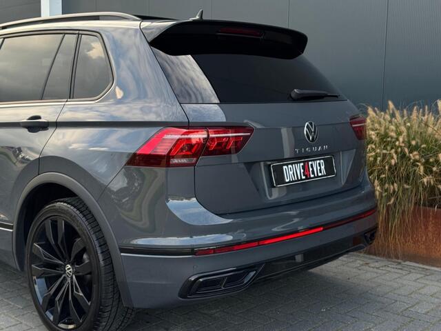Volkswagen TIGUAN 1.5 TSI R-Line 2024 IQ LIGHT PANO NAVI CAMERA CLIMATE SPORTVELGE