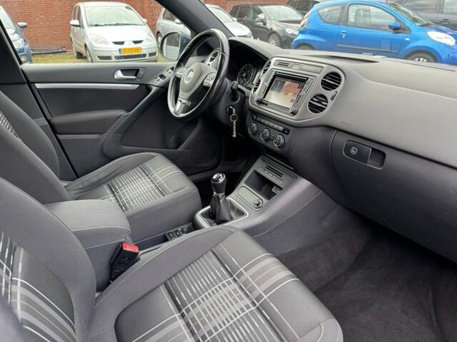 Volkswagen TIGUAN 1.4TSI 125PK Lounge Camera Navi Trekhaak