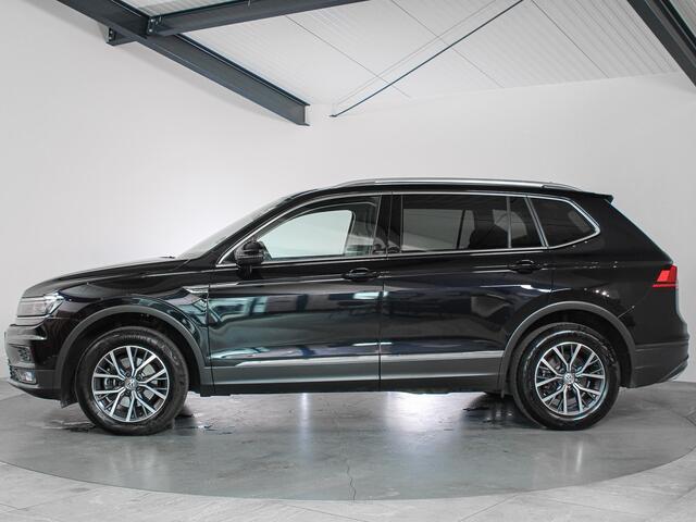 Volkswagen TIGUAN Allspace 1.5 TSI Comfortline Business 7-Persoons, Trekhaak, LED, Keyless, Navigatie,