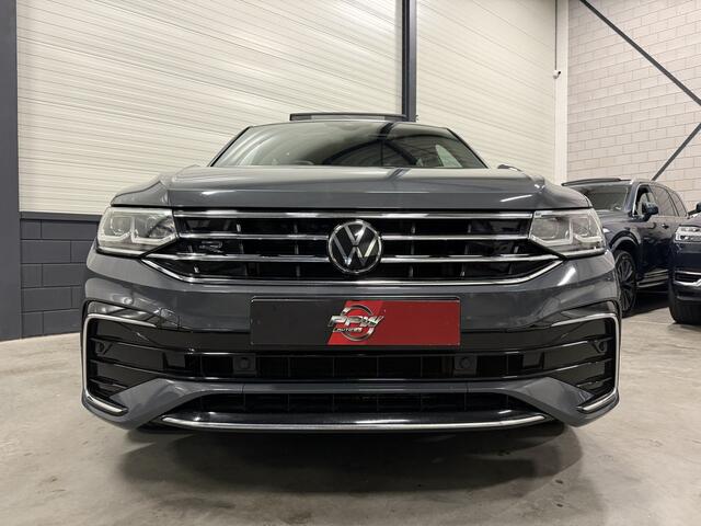 Volkswagen TIGUAN 1.4 TSI eHybrid R-Line DELFINGRAU/PANO/TREKHAAK/ACC/SFEER/IQ-LIGHT/CAMERA/19"/CARPLAY/STOEL+STUURVERWARMING/PRIVACY/VOLLEDIG VW DEALER HISTORIE
