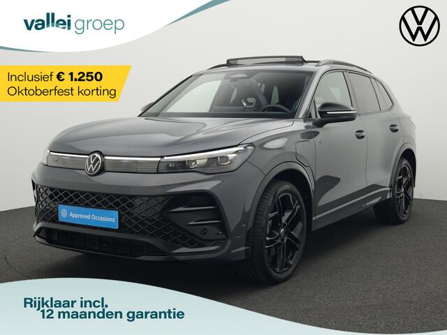 Volkswagen TIGUAN 1.5 eHybrid 204 pk DSG R-Line Edition | Panoramadak | Trekhaak | Harman Kardon sound | Head-up display | Park Assist | Side Assist | 20 inch
