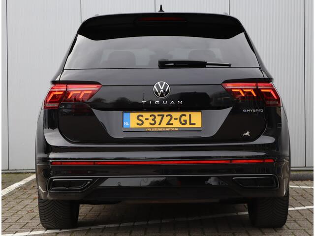 Volkswagen TIGUAN 1.4 TSI eHybrid R-Line | Black Style | Leder | Trekhaak | 360 Camera