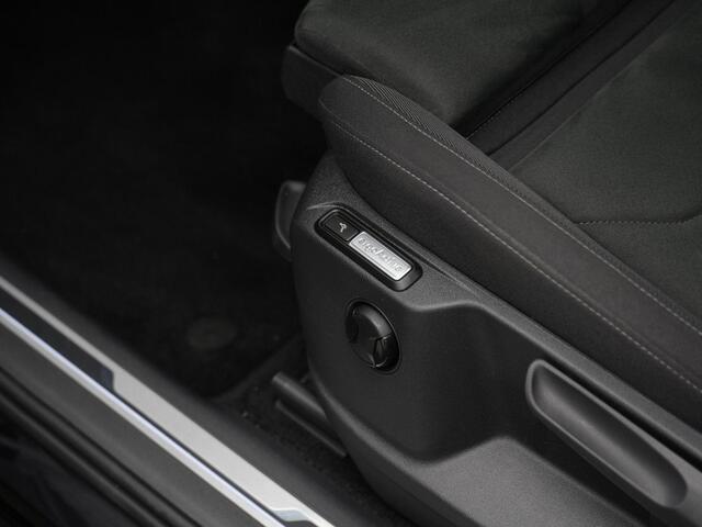 Volkswagen TIGUAN 1.5 TSI 150 pk DSG Elegance Face lift | Achteruitrijcamera | Stuur-/stoelverwarming | Navigatie | Adaptive Cruise