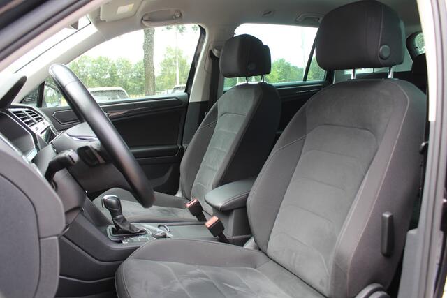 Volkswagen TIGUAN 1.4 TSI 4Motion Highline / Trekhaak / Camera / Virtual Cockpit / 17'' / Navigatie / ACC