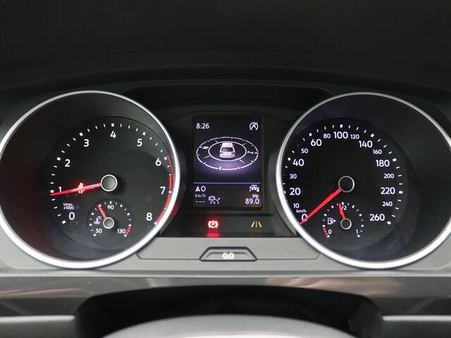 Volkswagen TIGUAN 1.5 TSI Comfortline 130PK Trekhaak, Alarm, Navi, PDC voor en achter, 17" LM Velgen