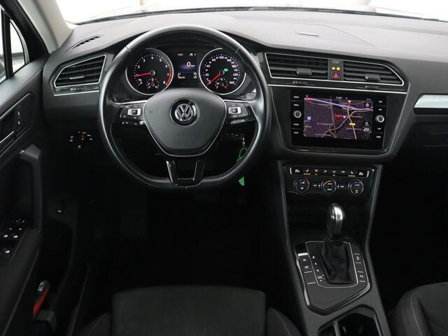 Volkswagen TIGUAN 1.5 TSI Comfortline | Panoramadak | Stoelverwarming | Massage | Adaptive cruise | Carplay | Navigatie | Parkeerhulp