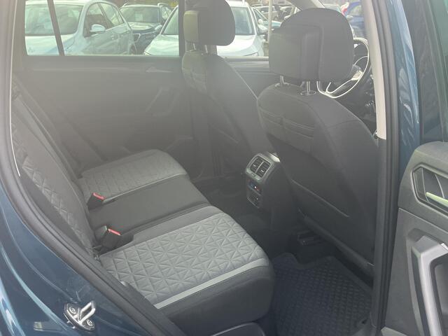 Volkswagen TIGUAN 1.5 TSi DSG Life Business | CAMERA | STOELVERW. | NW. MODEL |