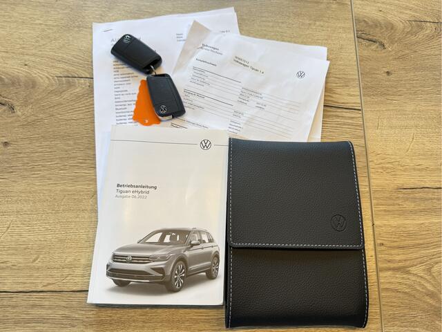 Volkswagen TIGUAN 1.4 TSI eHybrid Business GRATIS Aleverpakket! | Achteruitrijcamera | Trekhaak | Adaptive Cruise Control |