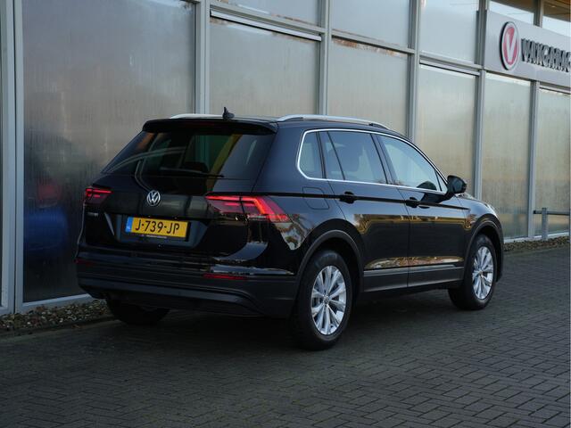 Volkswagen TIGUAN 1.5 TSI ACT Comfortline Business | Navigatie | Adaptive Cruise | Stoelverwarming