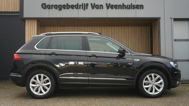 Volkswagen TIGUAN 2.0 TSI 180pk DSG 4Motion Highline Pano.Dak Virtual Elek.Trekhaak 18inch LM Adaptive Cruise DCC *Complete Tiguan*