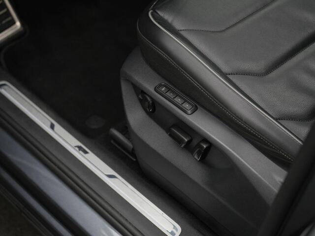 Volkswagen TIGUAN Allspace 7 pers. 2.0 TSI 190 pk DSG 4Motion Highline Business R / R-Line | Panoramadak | Leder | Geheugenstoelen | Adaptief onderstel | Head-up display | Rondomzicht camera