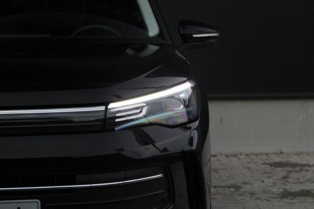 Volkswagen TIGUAN 1.5 eTSI Life Edition - Stoel/Stuur verwarming - Camera - ACC - LED - Sfeerverlichting - Rijklaar