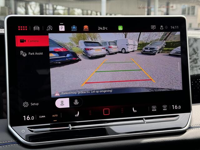 Volkswagen TIGUAN 1.5 eTSI 150pk DSG R-Line (Trekhaak,Camera,Keyless,Navi,IQ)