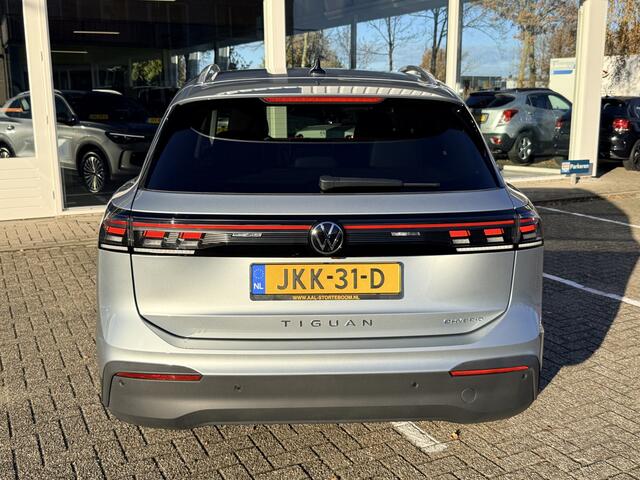 Volkswagen TIGUAN 1.5 eHybrid Life Edition | LED | Keyless | Apple Carplay | Adapt Cruise | PDC v+a incl. Camera | Stuur- Stoel en achterbank verwarming
