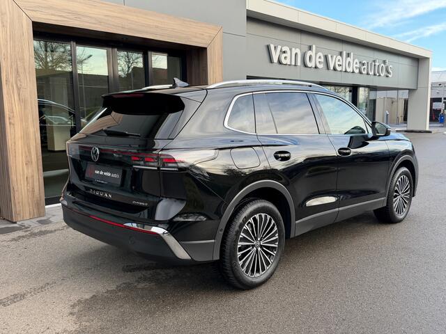 Volkswagen TIGUAN 1.5 eHybrid Elegance | Trekhaak | 360 Camera | Dode hoek | Rijklaar incl. verlengde fabrieksgarantie
