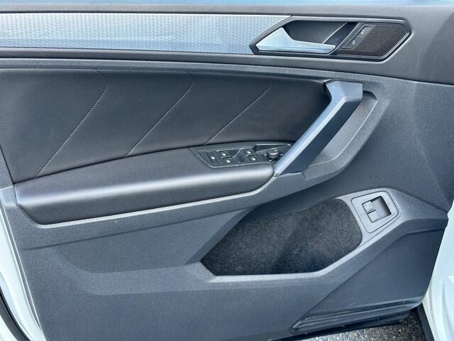 Volkswagen TIGUAN 1.4 TSI DSG eHybrid Life | Leder | Trekhaak | 360 Camera | Elek. klep | Rijklaar incl. 1 jaar Bovag garantie