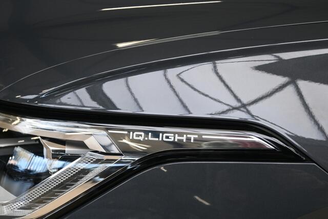 Volkswagen TIGUAN 1.4 TSI eHybrid 245pk R-Line Business+ | IQ. Light | Camera | Trekhaak | 100% (Dealer) onderhouden label