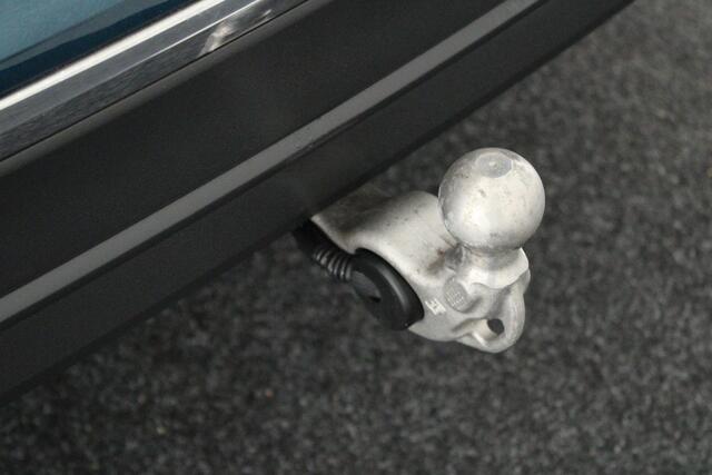 Volkswagen TIGUAN 1.5 TSI 150pk DSG Life Business Trekhaak Camera Keyless Virtual Cockpit Stoelverwarming Massage Navigatie