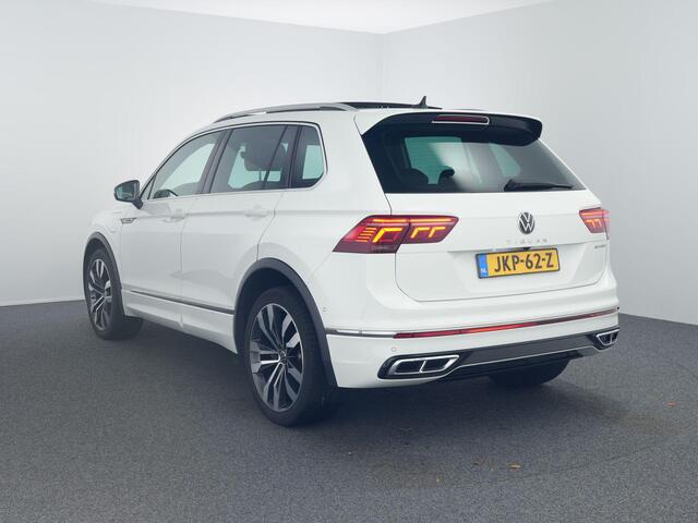 Volkswagen TIGUAN 1.4 TSI eHybrid R-Line Business+ | Leer | Pano | 360 Camera | 245PK |