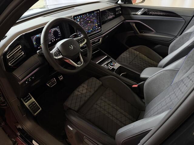 Volkswagen TIGUAN 1.5 eHYBRID 272PK NW AUTO R-LINE PANO XL.NAVI BLACK.STYLE 360.CAM ELEK.KLEP MATRIX.LED 20''LMV MASSAGE PHEV PLUG IN HYBRID "Volkswagen rijden begint bij Topautos.nl - 75 topmodellen direct op voorraad!"