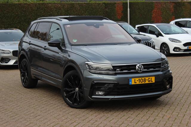 Volkswagen TIGUAN Allspace 1.5 TSI Highline Business R-line / Panoramadak / Camera / Keyless / 20'' / Navigatie / Virtual Cockpit / Stoelverwarming / DAB / Dodehoek / ACC