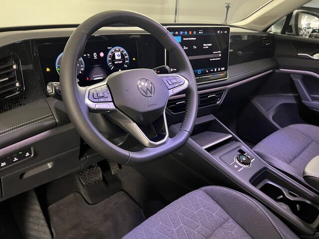 Volkswagen TIGUAN 1.5 eHybrid 204PK Edition NIEUW !!!!!!!!!! RIJKLAAR HUD / stoel en stuurverw. / panorama schuifdak / keyless start , entry / camera