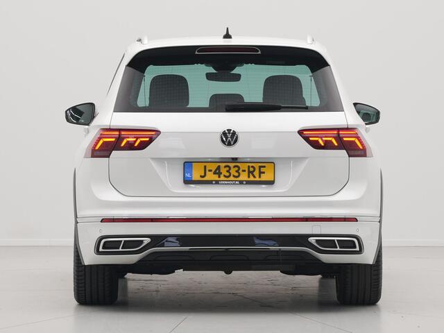 Volkswagen TIGUAN 1.5 TSI 150pk DSG R-Line Business Trekhaak Navigatie Camera Pdc Acc Carplay 10