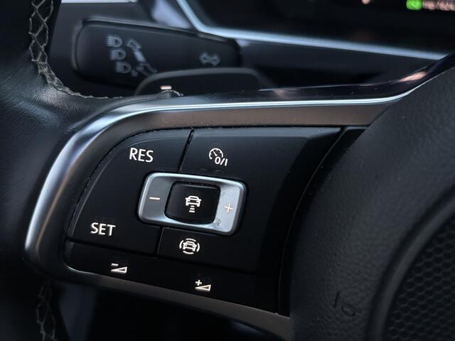 Volkswagen TIGUAN Allspace 1.5 TSI Highline Business R 7p. | Pano | Elektrische Trekhaak | Memory Stoelen | Leer