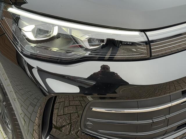Volkswagen TIGUAN 1.5 eTSI Life,Carpl,Trekh,Led,Cam 360,Adap cruise