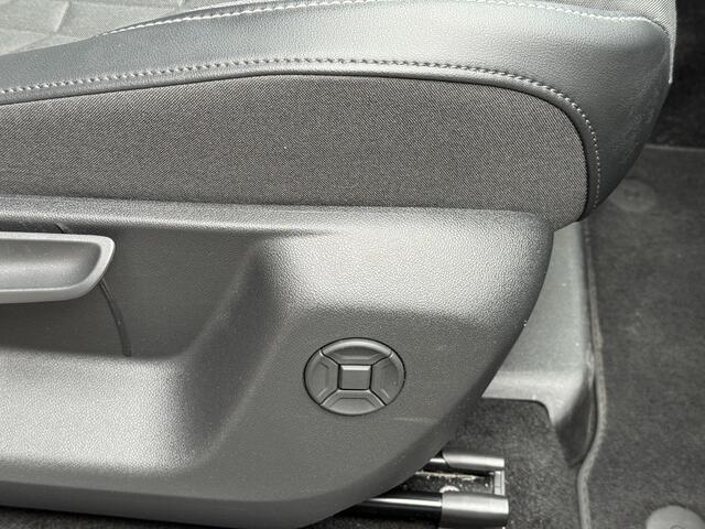 Volkswagen TIGUAN 1.5 eTSI Life,Carpl,Trekh,Led,Cam 360,Adap cruise